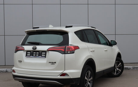 Toyota RAV4, 2017 год, 2 600 000 рублей, 4 фотография