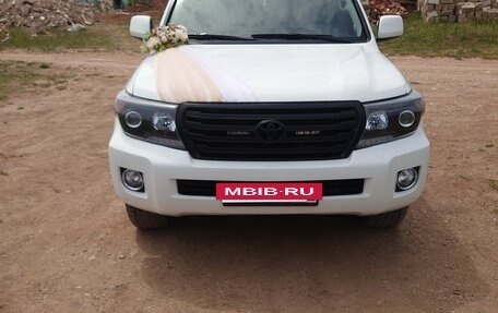Toyota Land Cruiser 200, 2011 год, 3 150 000 рублей, 2 фотография