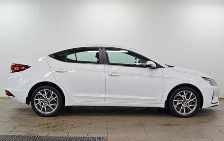 Hyundai Elantra VI рестайлинг, 2019 год, 1 950 000 рублей, 5 фотография