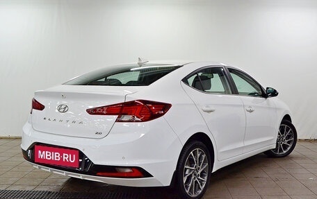 Hyundai Elantra VI рестайлинг, 2019 год, 1 950 000 рублей, 3 фотография