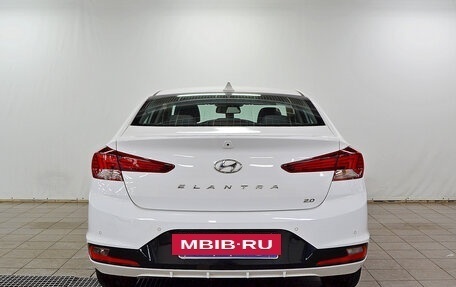 Hyundai Elantra VI рестайлинг, 2019 год, 1 950 000 рублей, 7 фотография