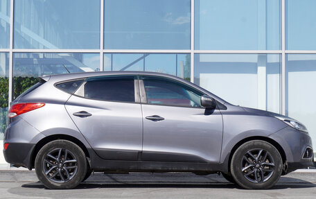 Hyundai ix35 I рестайлинг, 2013 год, 1 275 000 рублей, 4 фотография