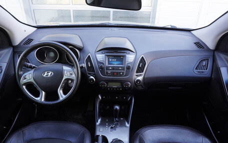 Hyundai ix35 I рестайлинг, 2013 год, 1 275 000 рублей, 11 фотография