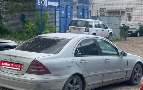 Mercedes-Benz C-Класс, 2002 год, 170 000 рублей, 2 фотография