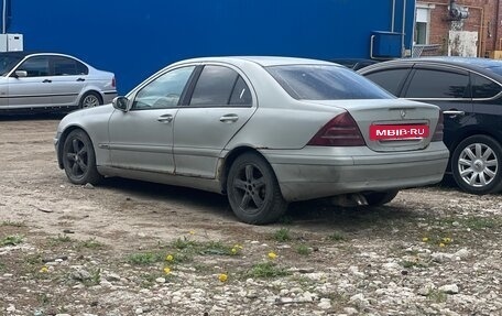Mercedes-Benz C-Класс, 2002 год, 170 000 рублей, 3 фотография
