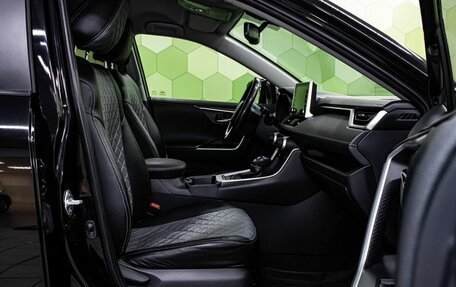 Toyota RAV4, 2021 год, 3 400 000 рублей, 11 фотография