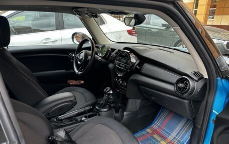 MINI Hatch, 2018 год, 1 700 000 рублей, 4 фотография