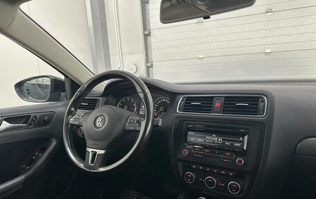 Volkswagen Jetta VI, 2012 год, 1 149 000 рублей, 10 фотография
