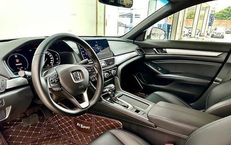 Honda Inspire, 2022 год, 1 700 000 рублей, 7 фотография