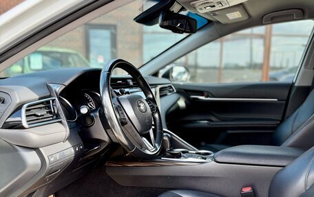 Toyota Camry, 2018 год, 2 799 990 рублей, 8 фотография