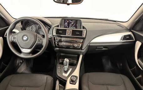 BMW 1 серия, 2017 год, 1 900 000 рублей, 7 фотография