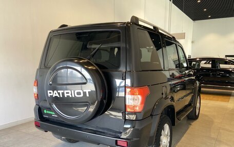 ЛуАЗ Patriot, 2014 год, 880 000 рублей, 4 фотография