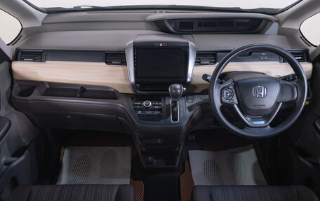 Honda Freed II, 2019 год, 1 549 000 рублей, 9 фотография