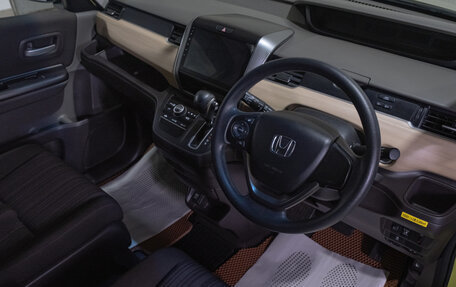Honda Freed II, 2019 год, 1 549 000 рублей, 7 фотография