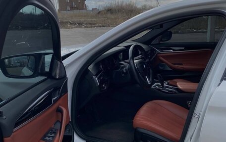 BMW 5 серия, 2017 год, 2 650 000 рублей, 14 фотография