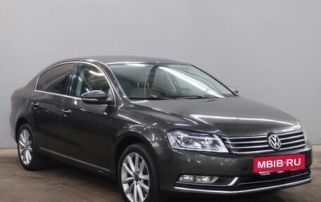Volkswagen Passat B7, 2012 год, 960 000 рублей, 3 фотография
