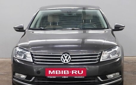 Volkswagen Passat B7, 2012 год, 960 000 рублей, 2 фотография