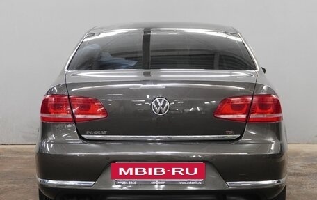 Volkswagen Passat B7, 2012 год, 960 000 рублей, 6 фотография
