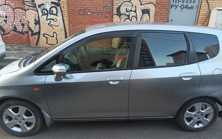 Honda Fit III, 2004 год, 450 000 рублей, 3 фотография