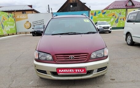 Toyota Ipsum II, 1997 год, 500 000 рублей, 1 фотография