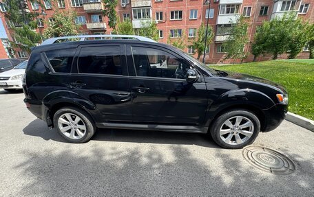 Mitsubishi Outlander III рестайлинг 3, 2010 год, 1 300 000 рублей, 5 фотография