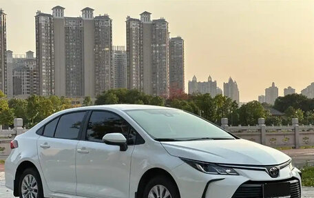 Toyota Corolla, 2022 год, 1 305 000 рублей, 3 фотография