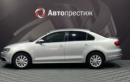 Volkswagen Jetta VI, 2013 год, 999 000 рублей, 4 фотография