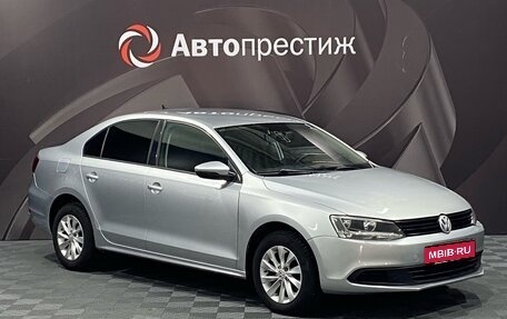Volkswagen Jetta VI, 2013 год, 999 000 рублей, 3 фотография