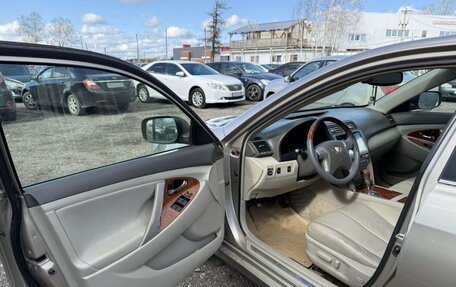 Toyota Camry, 2008 год, 970 000 рублей, 8 фотография