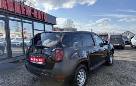 Renault Duster I рестайлинг, 2016 год, 894 000 рублей, 3 фотография