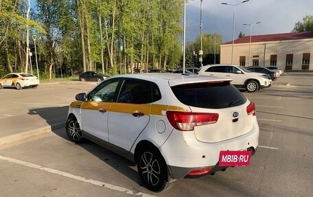 KIA Rio III рестайлинг, 2017 год, 650 000 рублей, 3 фотография
