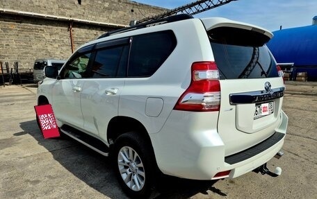 Toyota Land Cruiser Prado 150 рестайлинг 2, 2015 год, 4 050 000 рублей, 3 фотография