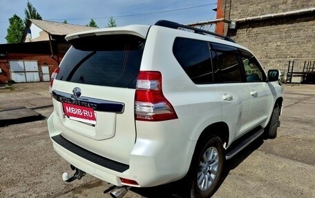 Toyota Land Cruiser Prado 150 рестайлинг 2, 2015 год, 4 050 000 рублей, 4 фотография