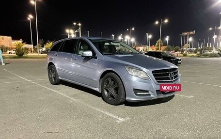 Mercedes-Benz R-Класс, 2011 год, 2 200 000 рублей, 2 фотография