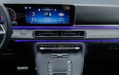 Mercedes-Benz V-Класс, 2024 год, 30 500 000 рублей, 15 фотография