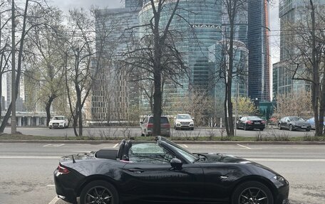 Mazda MX-5, 2018 год, 2 700 000 рублей, 2 фотография