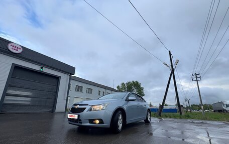 Chevrolet Cruze II, 2011 год, 870 000 рублей, 2 фотография