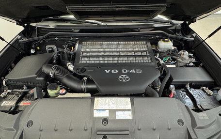Toyota Land Cruiser 200, 2018 год, 6 490 000 рублей, 7 фотография