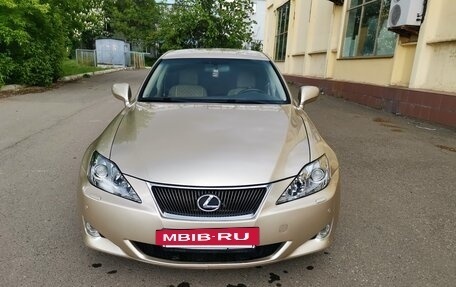 Lexus IS II рестайлинг 2, 2006 год, 1 000 000 рублей, 3 фотография