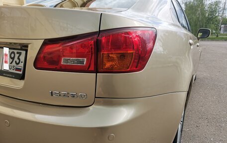 Lexus IS II рестайлинг 2, 2006 год, 1 000 000 рублей, 9 фотография