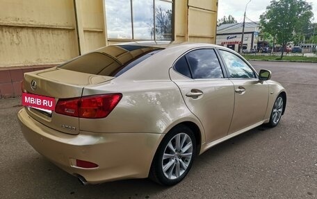 Lexus IS II рестайлинг 2, 2006 год, 1 000 000 рублей, 10 фотография