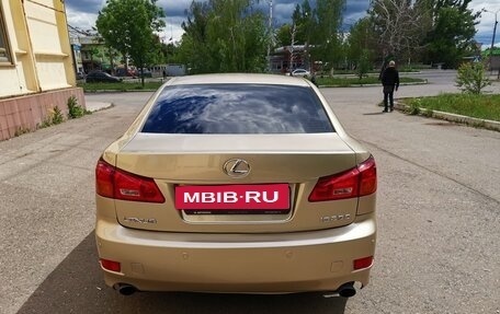 Lexus IS II рестайлинг 2, 2006 год, 1 000 000 рублей, 8 фотография