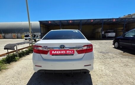 Toyota Camry, 2012 год, 1 380 000 рублей, 2 фотография