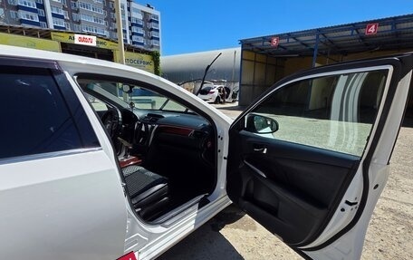 Toyota Camry, 2012 год, 1 380 000 рублей, 6 фотография