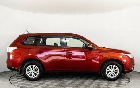 Mitsubishi Outlander III рестайлинг 3, 2014 год, 1 339 000 рублей, 4 фотография