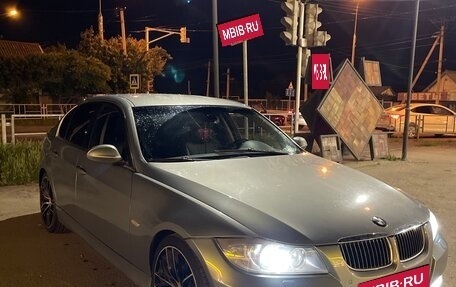 BMW 3 серия, 2005 год, 1 150 000 рублей, 10 фотография