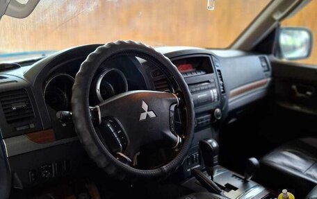 Mitsubishi Pajero IV, 2007 год, 1 450 000 рублей, 8 фотография