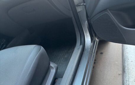 KIA Rio II, 2011 год, 750 000 рублей, 6 фотография