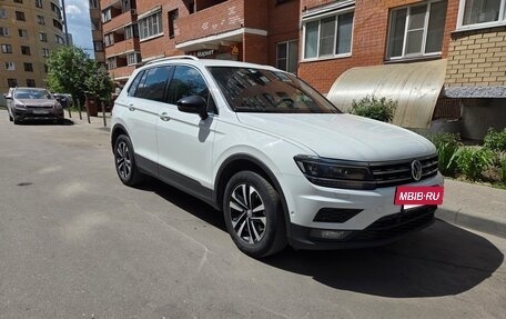 Volkswagen Tiguan II, 2019 год, 2 050 000 рублей, 3 фотография