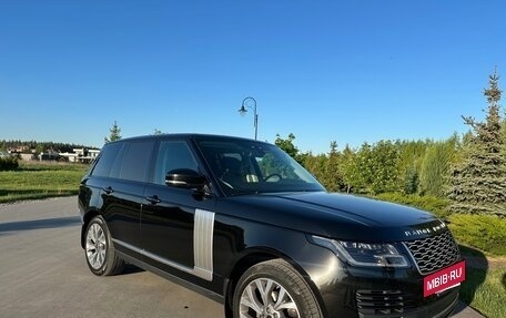 Land Rover Range Rover IV рестайлинг, 2020 год, 9 000 000 рублей, 3 фотография